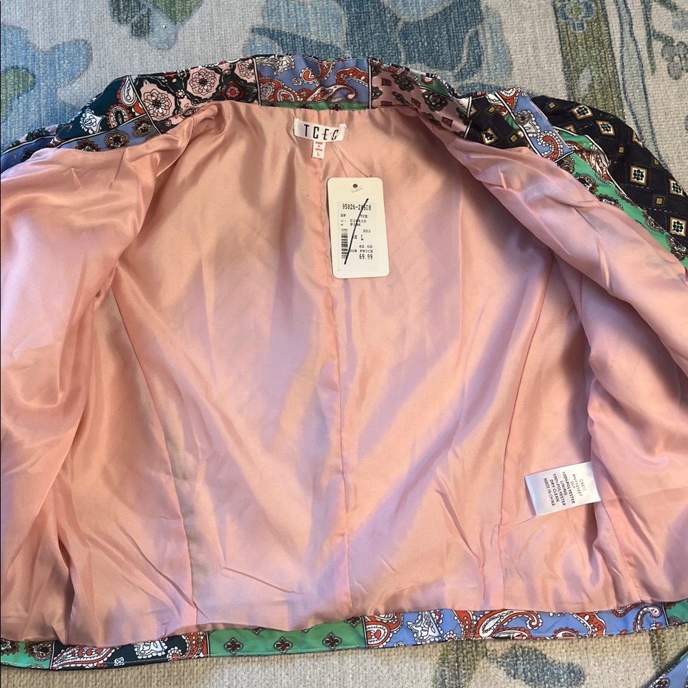 Colorful cropped Patchwork Jacket NWT - image 6